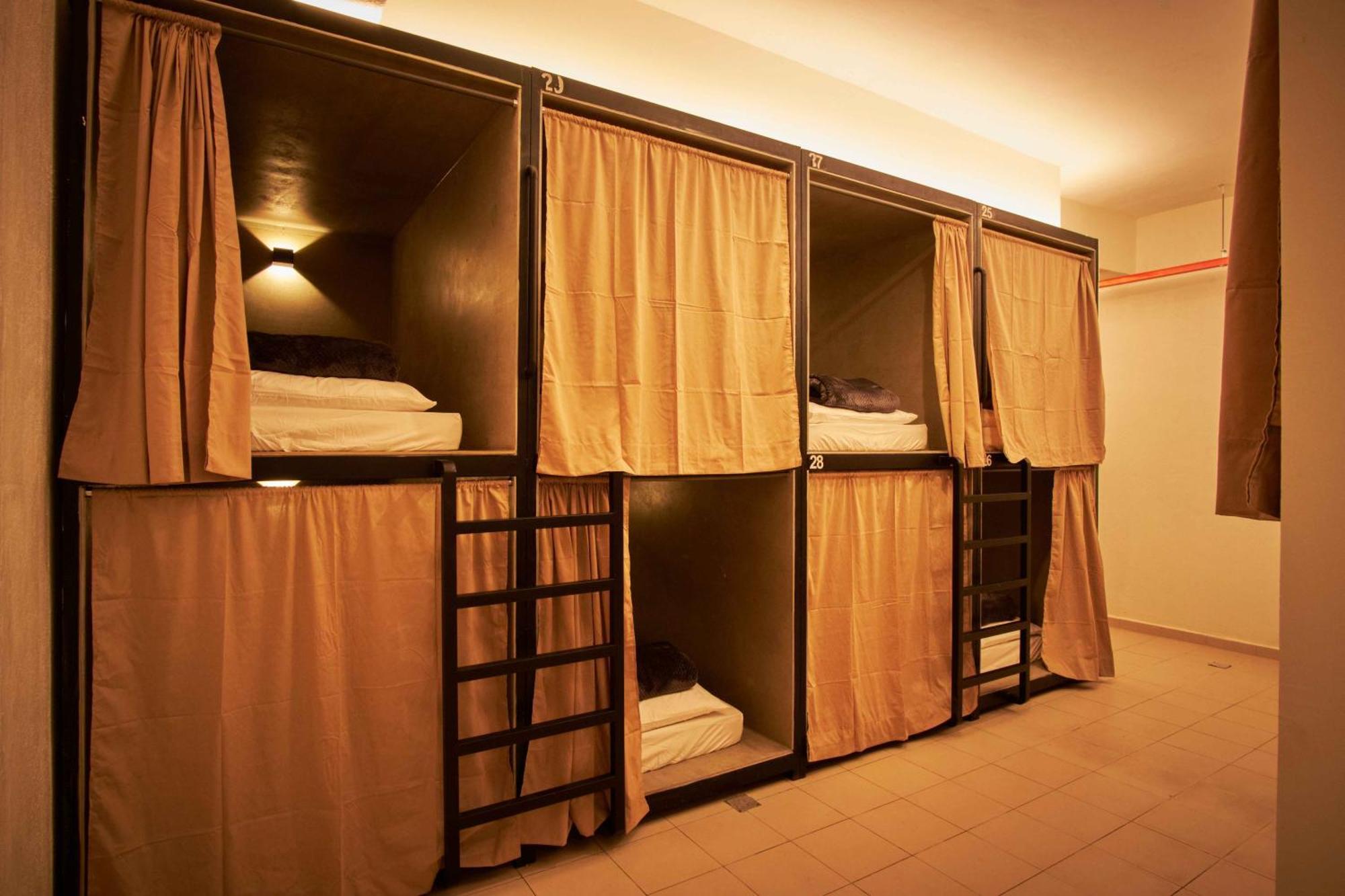 8-Bed Mixed Dormitory Room